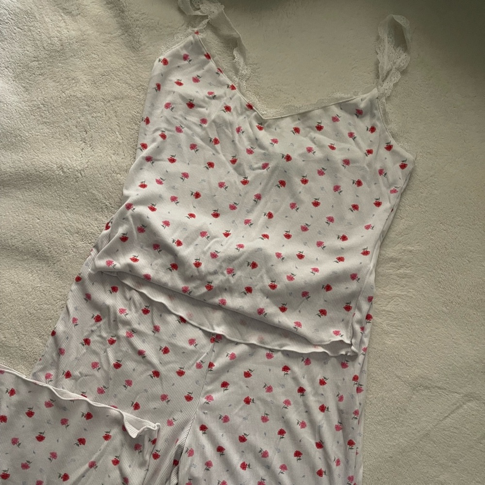 White fox Floral Pj set - Cami and Pants